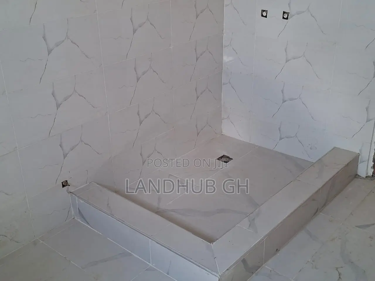 4bdrm House in Boundary Road Area for sale