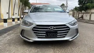Hyundai Elantra Value Edition 2018 Silver