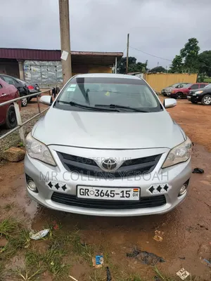 Toyota Corolla 2010 Silver