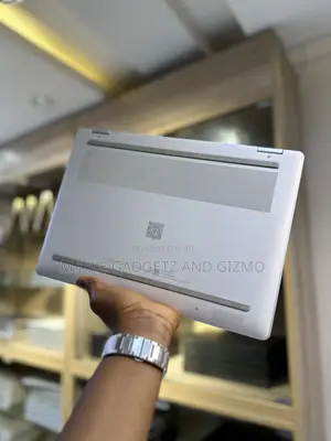 Laptop HP OmniBook 5 Flip 14-fp0023dx 16GB Intel Core 5 SSD 512GB