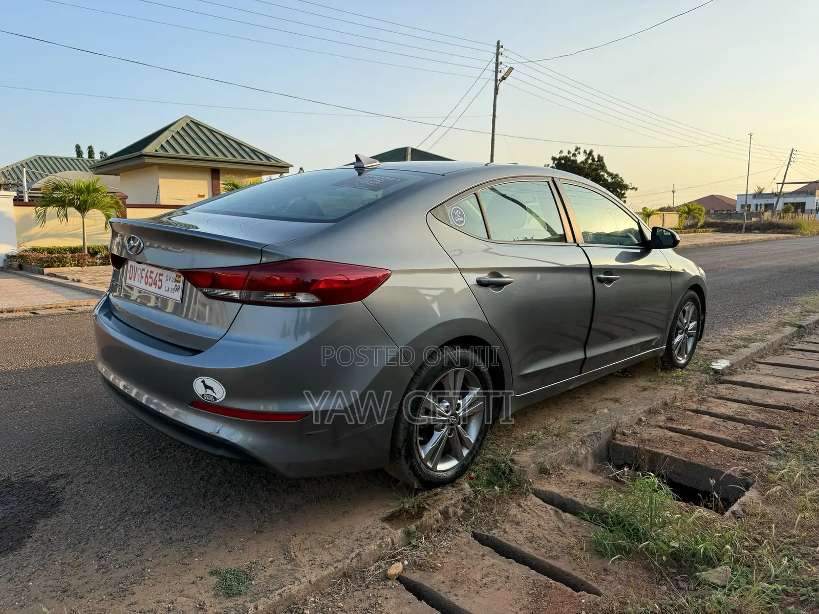 Hyundai Elantra Value Edition 2018 Silver