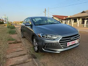 Hyundai Elantra Value Edition 2018 Silver