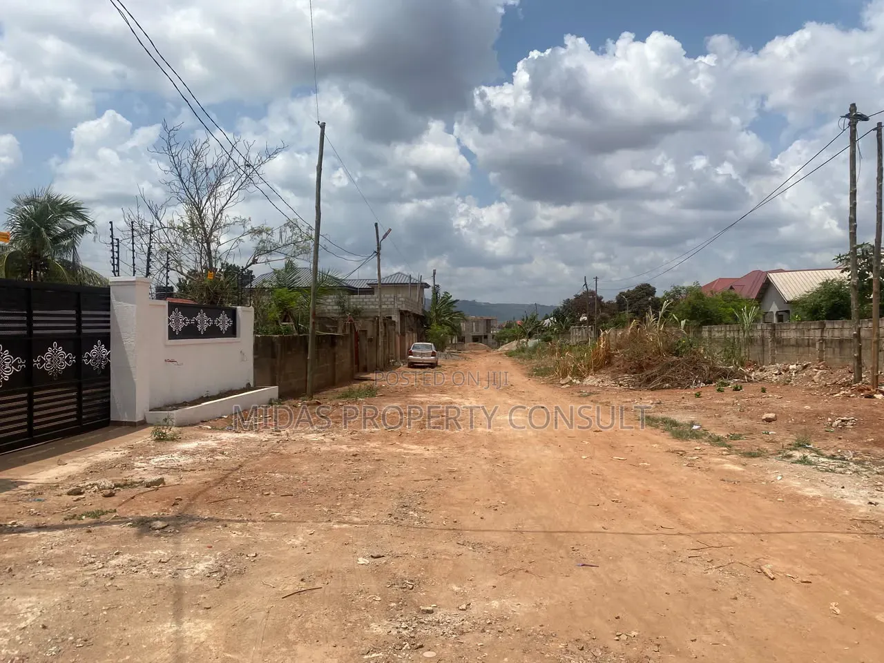 3bdrm House in Oyarifa for sale