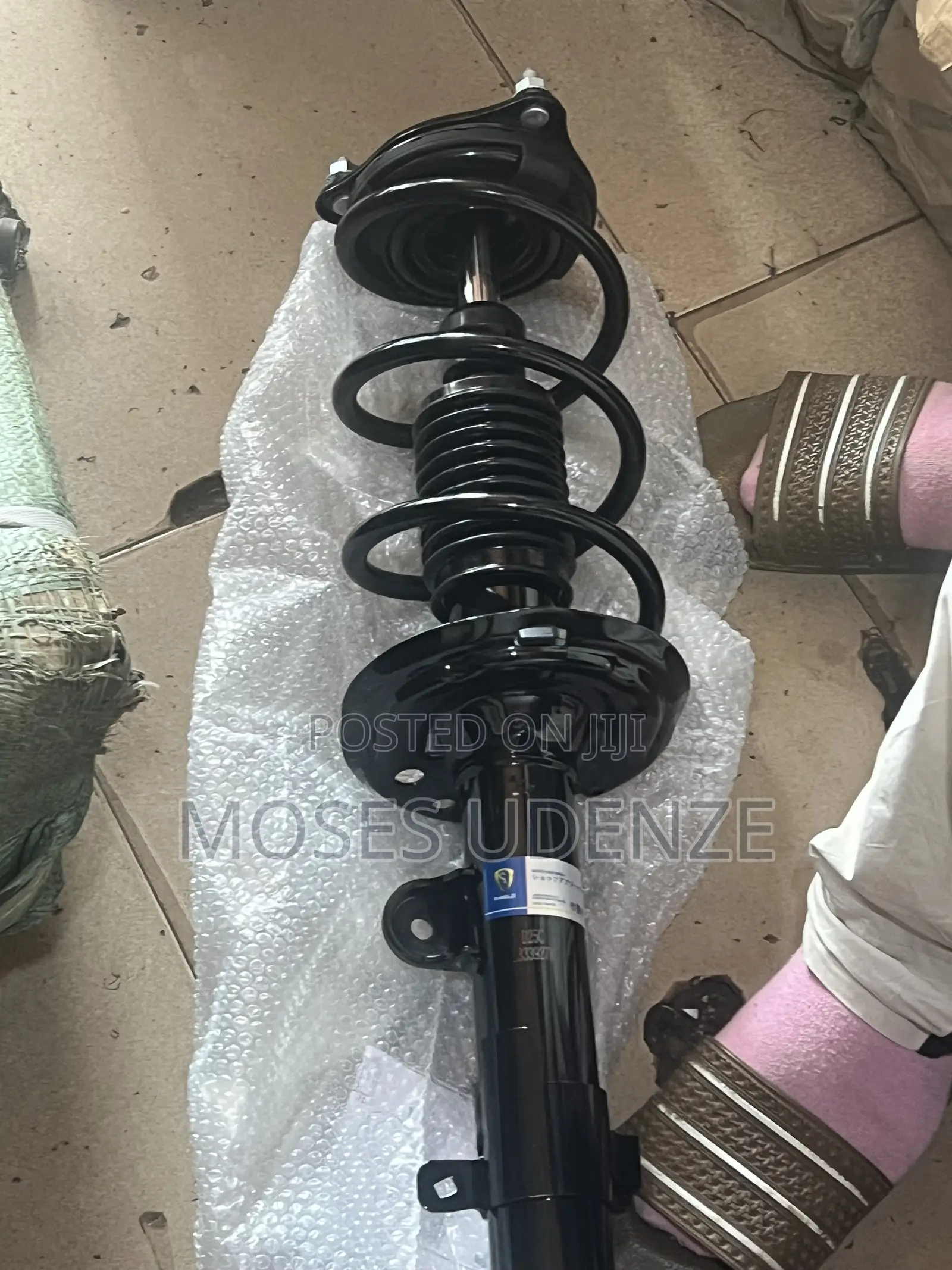 Honda CRV 2018,19,20,21,22,front Shocks