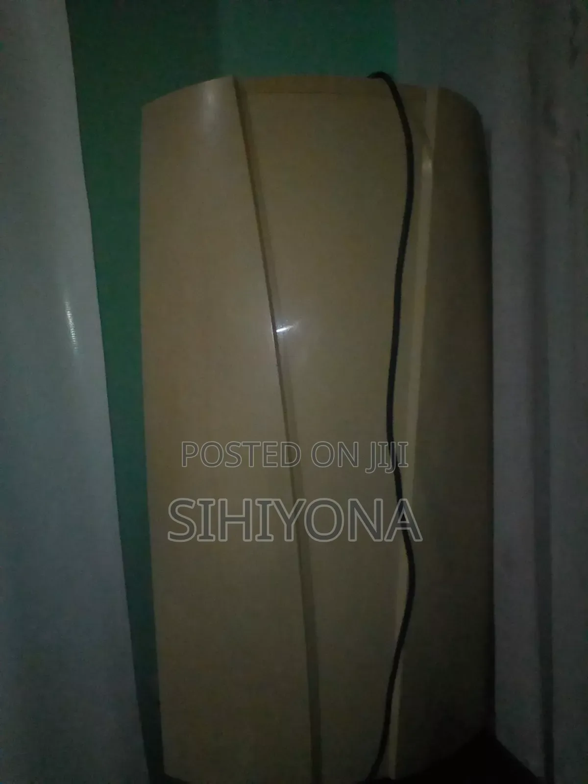 Standing Air Conditioner With 1.5 Hose Power