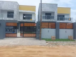 4bdrm House in Oyarifa Anointing for sale