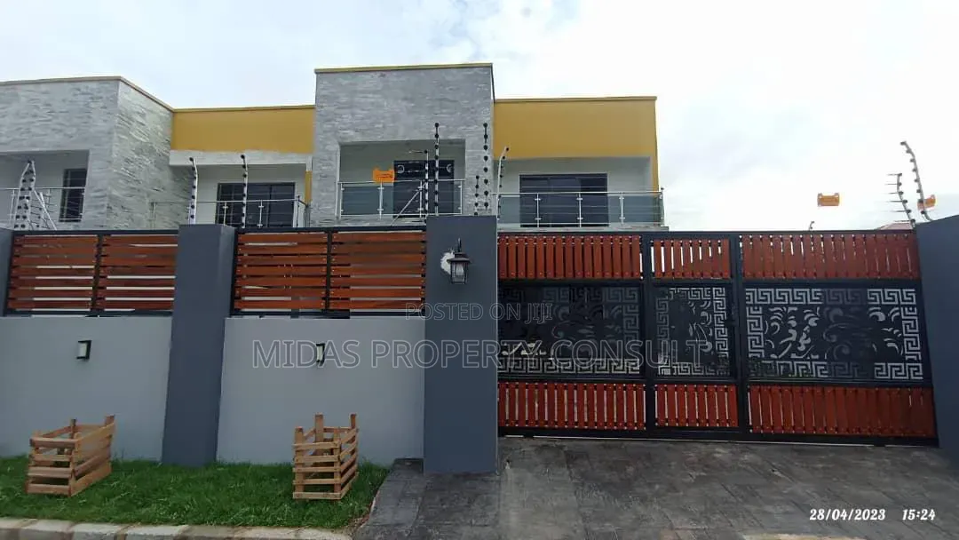 4bdrm House in Oyarifa Anointing for sale
