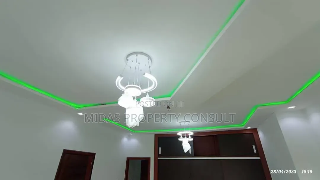 4bdrm House in Oyarifa Anointing for sale