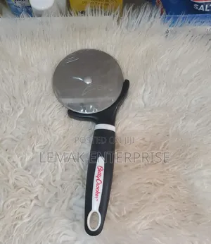 Betty Crocker Pizza Cutter