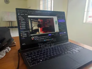 New Laptop Lenovo Legion 5 16GB AMD Ryzen 7 SSD 512GB