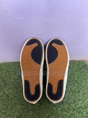 Vans-Street Vision Wear