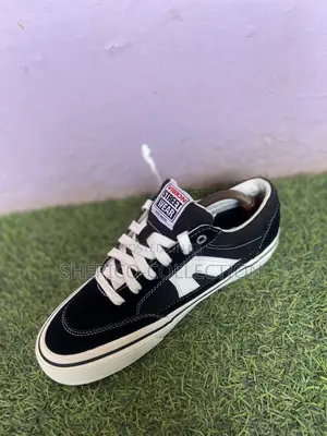 Vans-Street Vision Wear