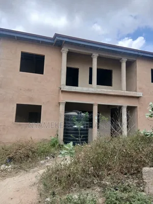 11bdrm House in American, Nyanyano for sale