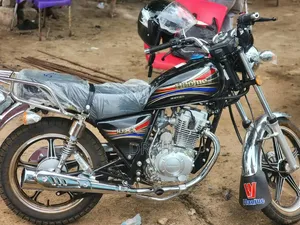 New Haojue HJ125-8K 2026 Black