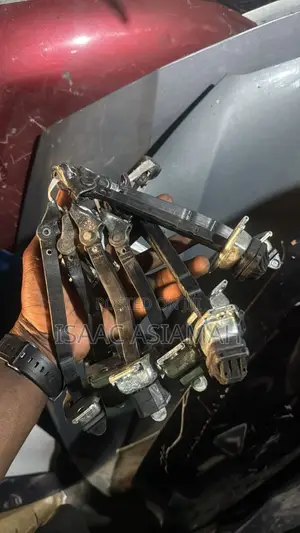 CRV 2017,2018,2019,2022,2021,2022,2023,2024,2025 Door Stopper
