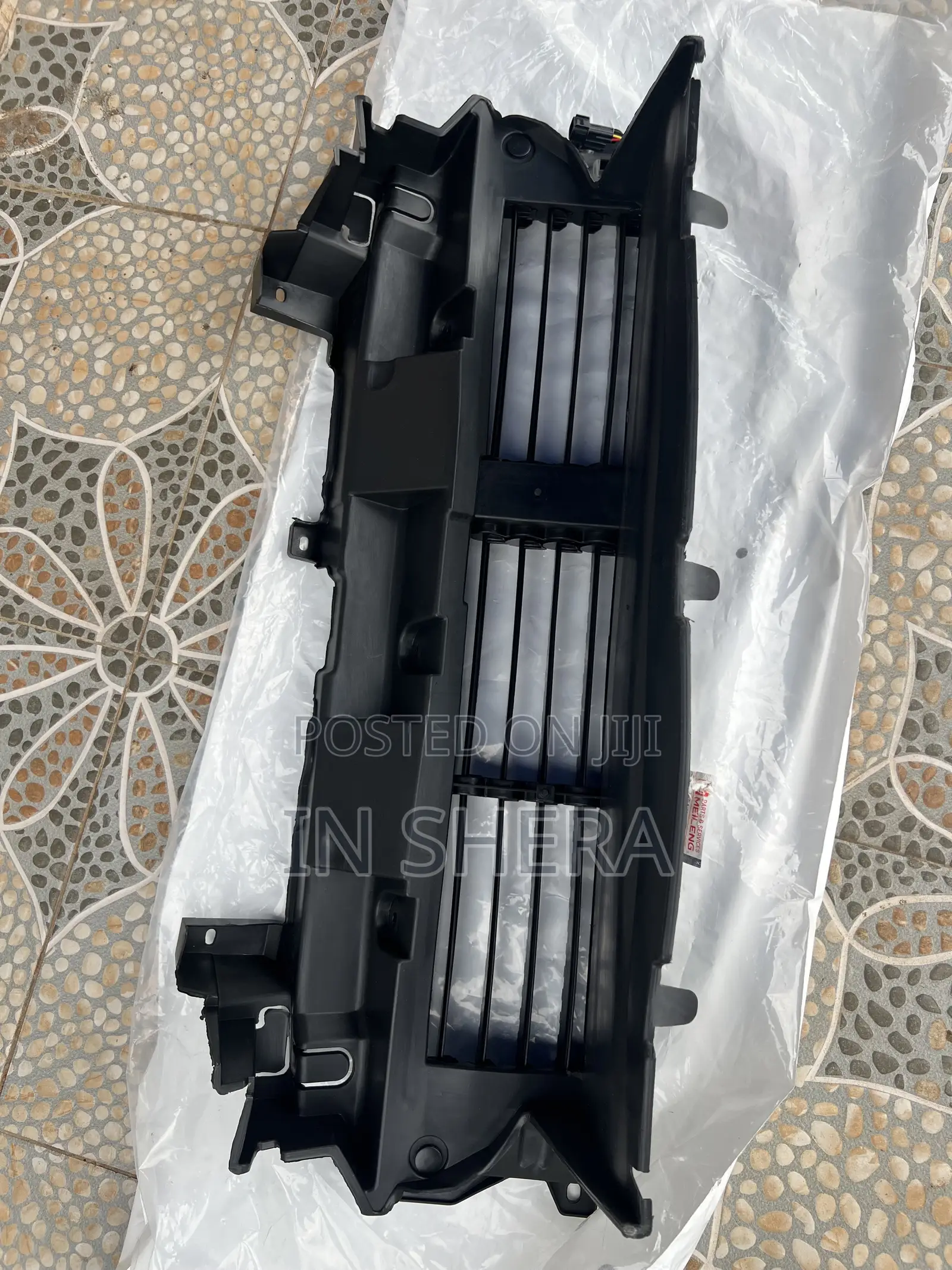 Honda CRV Shutter Grill With Motor 2017,2018,2019,2020,