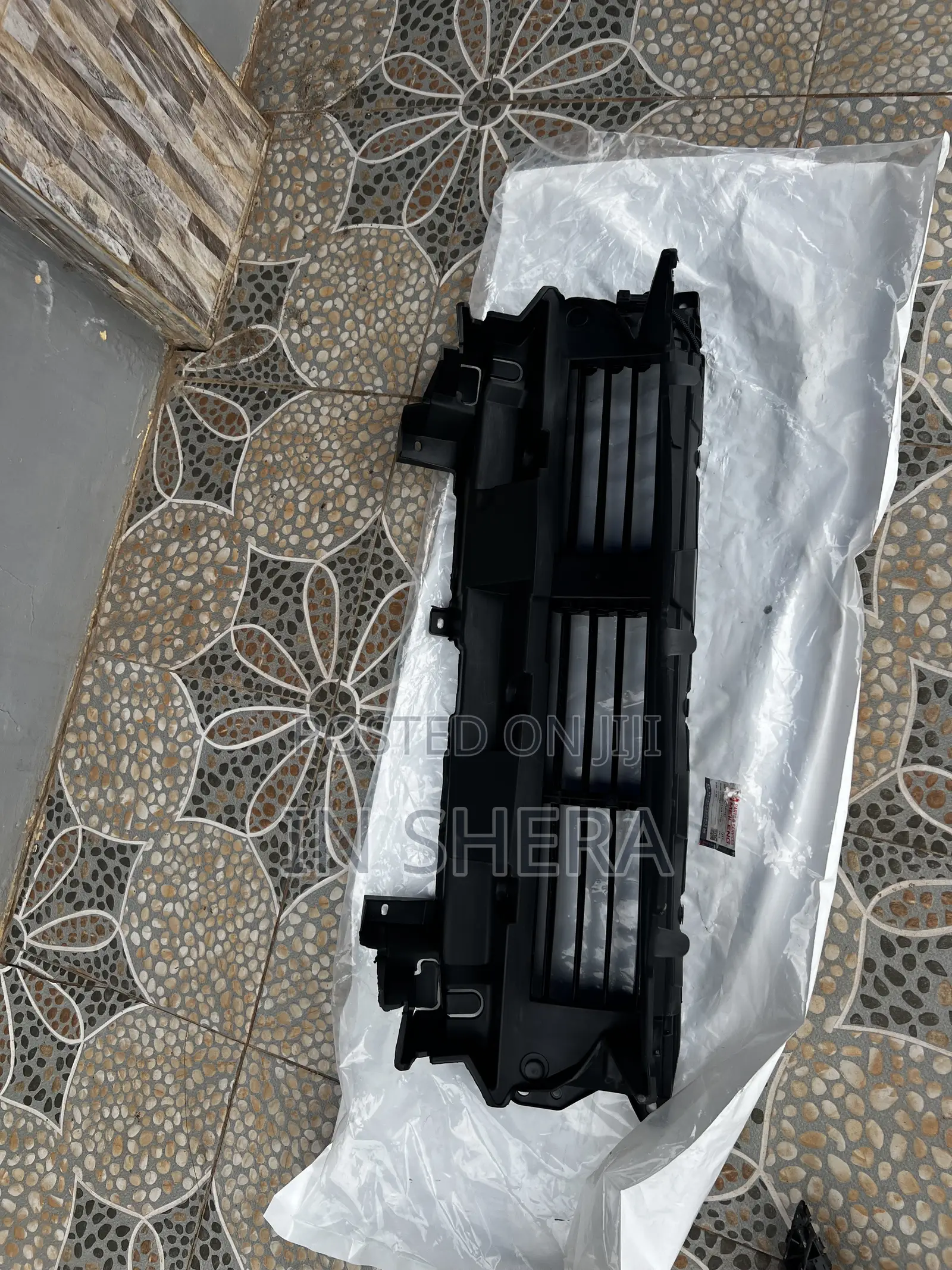 Honda CRV Shutter Grill With Motor 2017,2018,2019,2020,