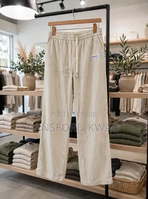 Short Joggers