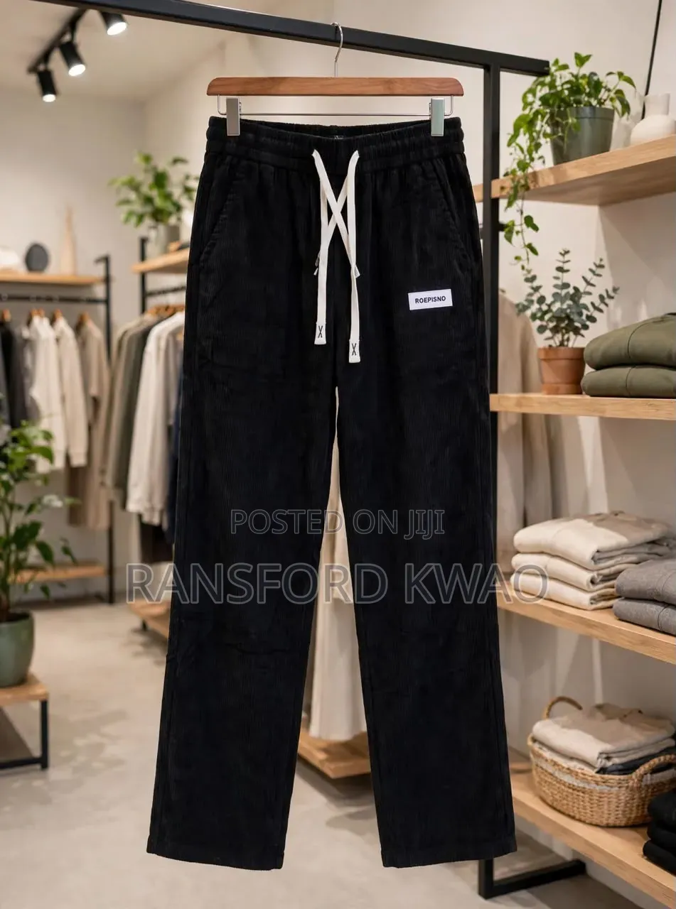 Short Joggers