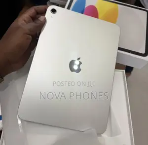 New Apple iPad (2025) 128 GB Silver