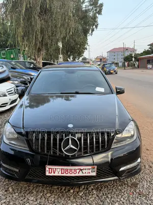Mercedes-Benz C250 2014 Black