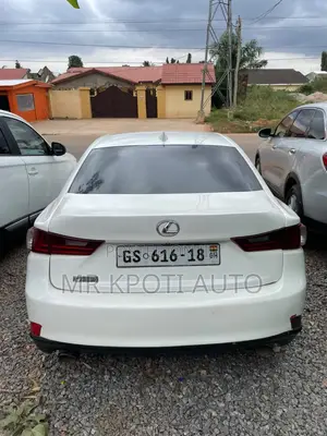 Lexus LS 2016 White