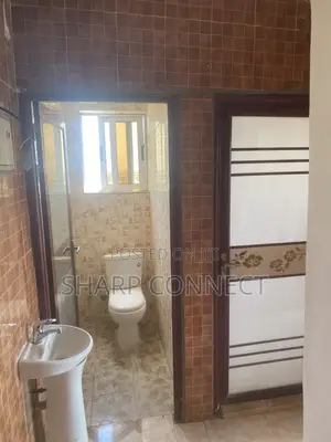 2bdrm Apartment in Sharp-Connect., Toll Booth for rent