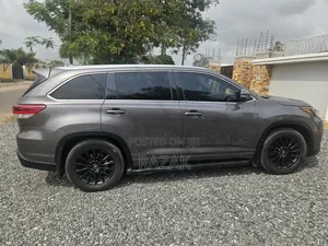 Toyota Highlander 2017 Gray