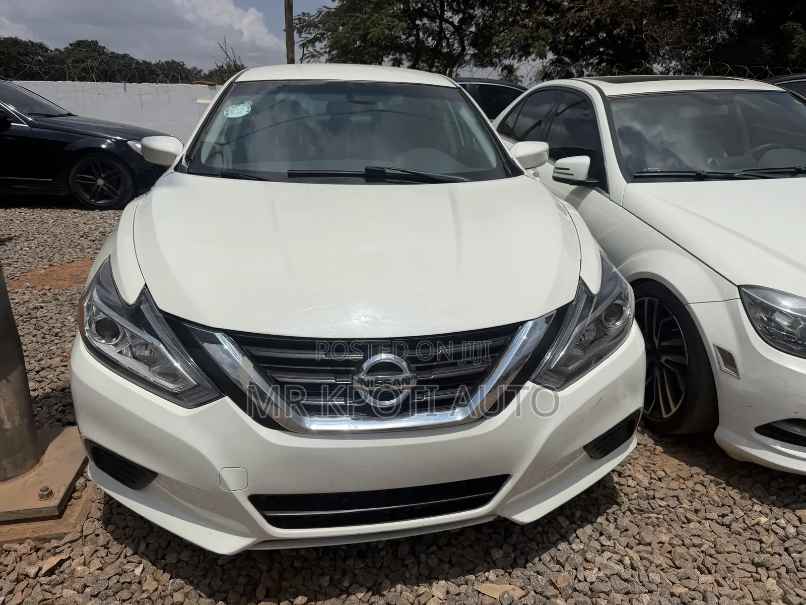 Nissan Altima 2018 White