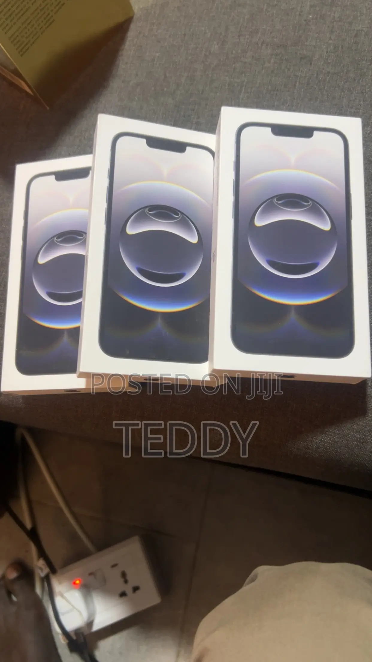 New Apple iPhone 16e 128 GB Black