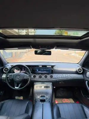 Mercedes-Benz E300 2018 White