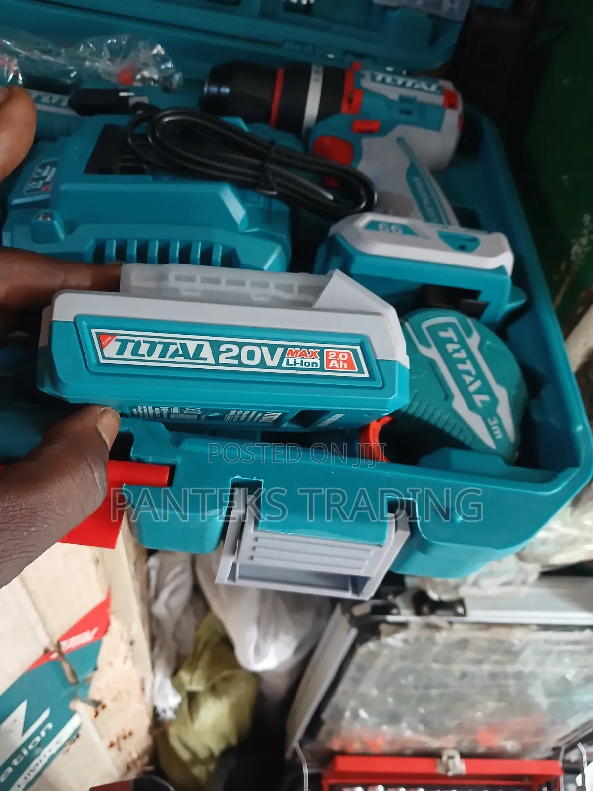 166 PCS Total Tools Set/Cordless Drilling Machine
