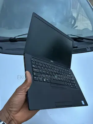 Laptop Dell Latitude 7490 16GB Intel Core i7 SSD 256GB