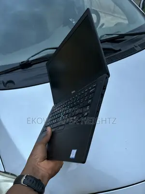 Laptop Dell Latitude 7490 16GB Intel Core i7 SSD 256GB