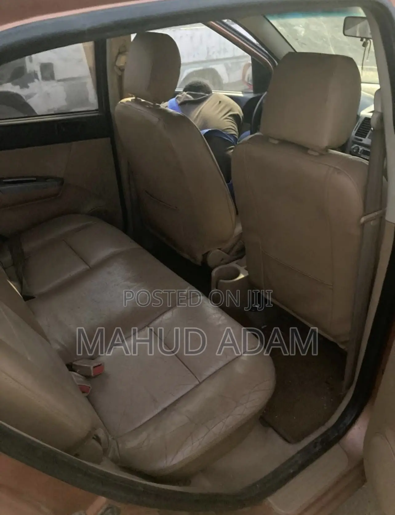 Hyundai H1 2004 Red