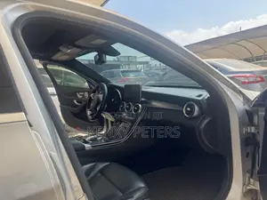 Mercedes-Benz C300 Base Sedan RWD (2.0L 4cyl 7A) 2017 Silver