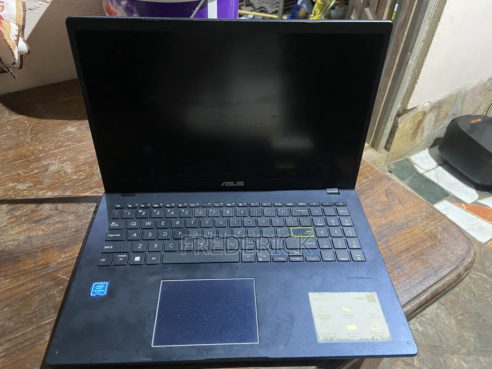 Laptop Asus E502S 4GB Intel Celeron SSD 60GB