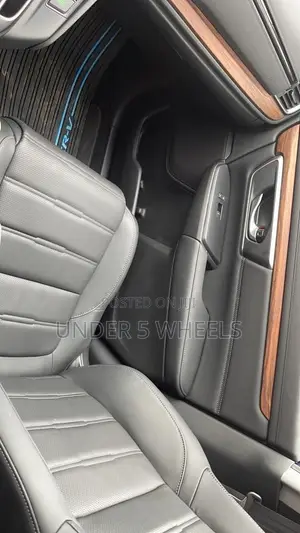 Honda CR-V 2018 Burgundy