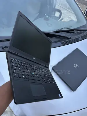 Laptop Dell Latitude 5590 8GB Intel Core i5 SSD 256GB