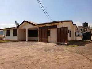 3bdrm Bungalow in Adenta Pantang, Barrier for sale