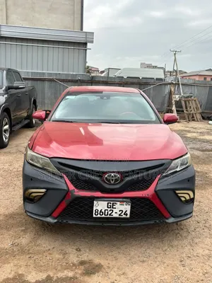 Toyota Camry SE FWD (2.5L 4cyl 8AM) 2018 Red