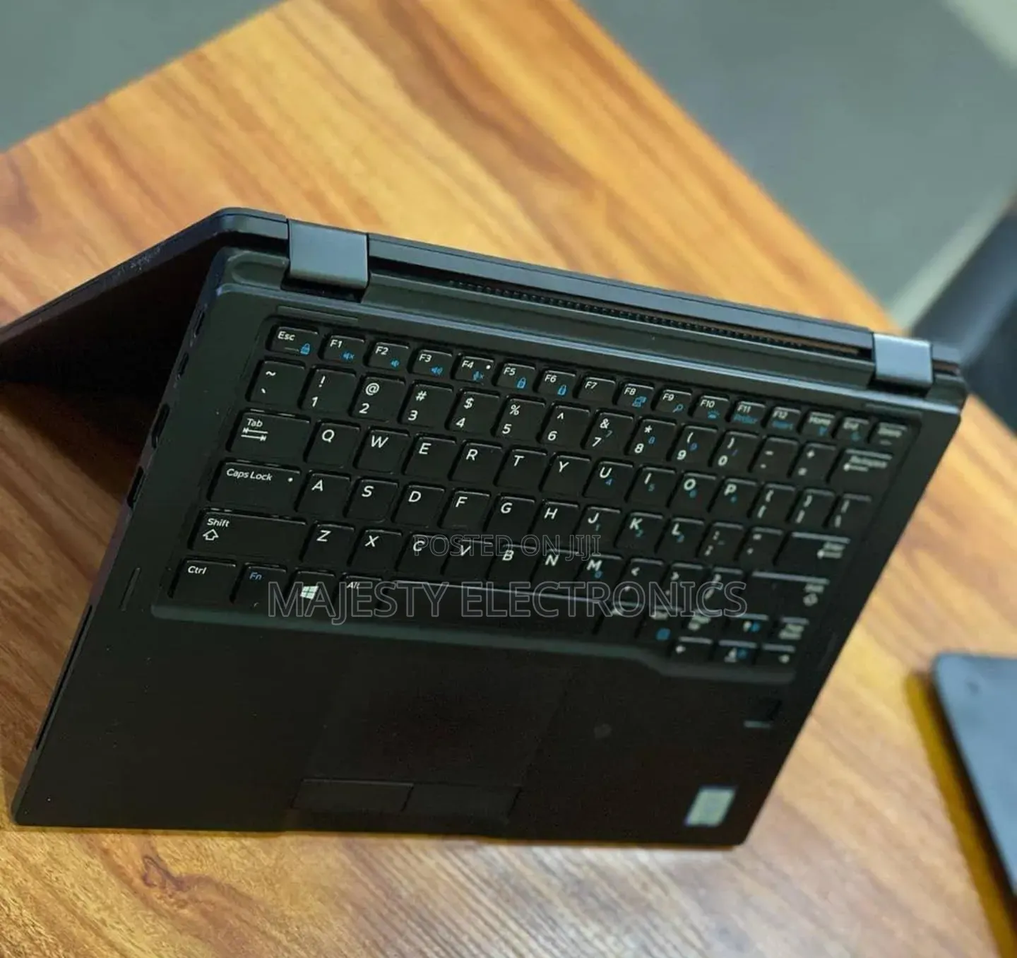 New Laptop Dell Latitude 5289 8GB Intel Core i5 SSD 256GB