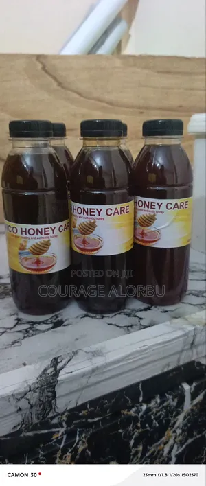 Original Honey Undiluted, 500ml, 2.5liters, 5liters and the Honeycomb.