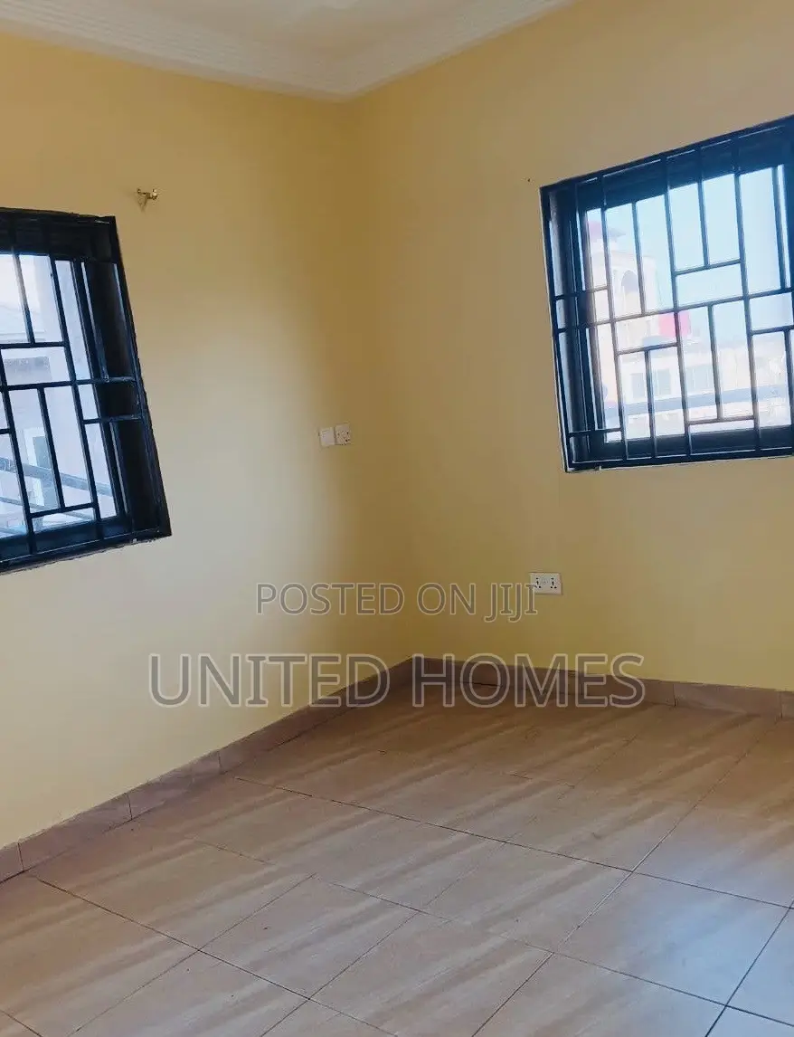 2bdrm Apartment in Odorkor for rent
