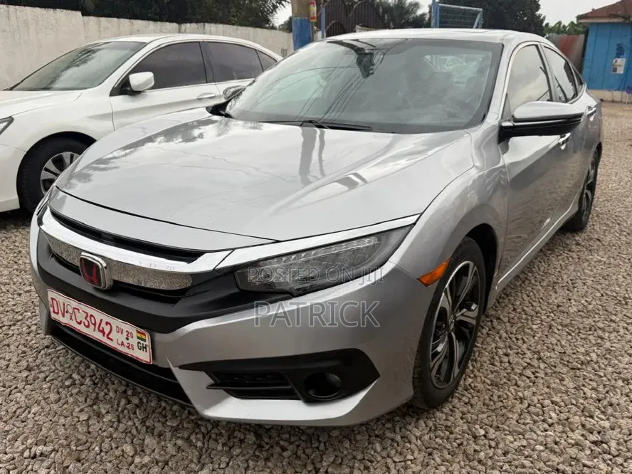 Honda Civic Touring 4dr Sedan (1.5L 4cyl) 2016 Silver