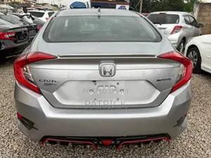 Honda Civic Touring 4dr Sedan (1.5L 4cyl) 2016 Silver