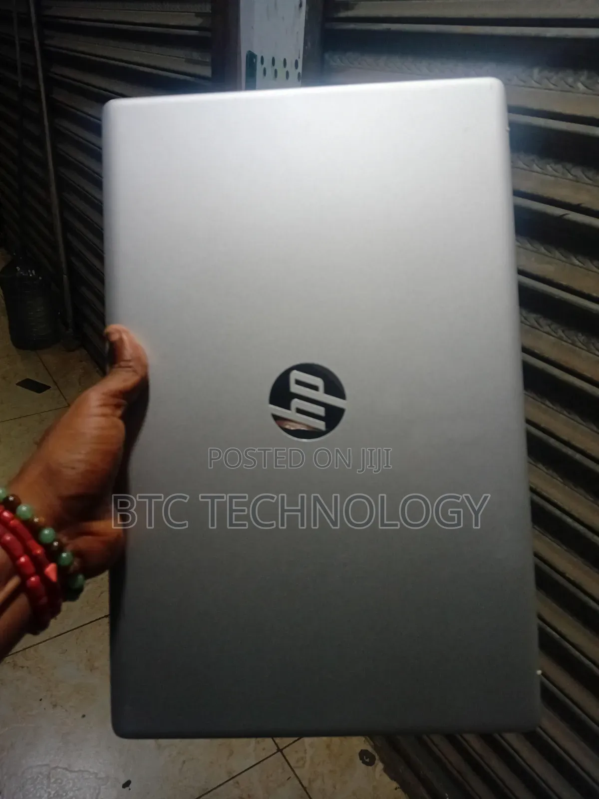 Laptop HP Pavilion 17 8GB Intel Core i3 SSD 256GB