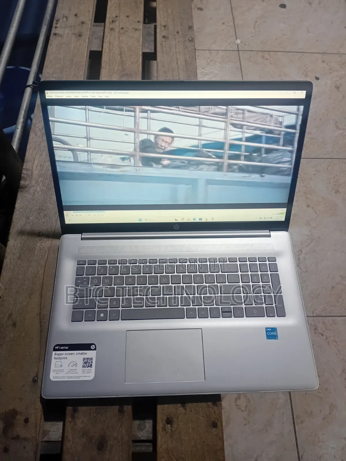 Laptop HP Pavilion 17 8GB Intel Core i3 SSD 256GB