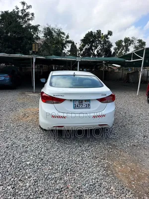 Hyundai Elantra 2013 White