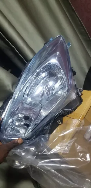 Suzuki Swift 2018 2020 Headlight Pair